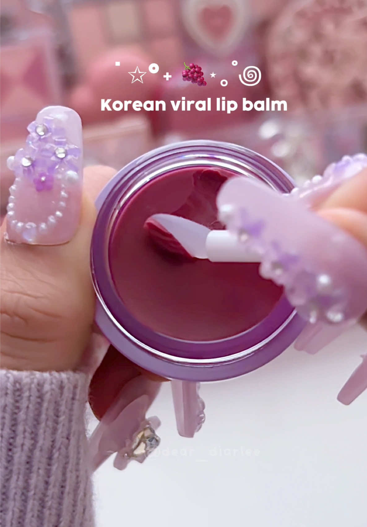 AOU glowy lip balm in mulberry balm 𖥔 ݁ ˖ 🫐 *ੈ. @HEMEKO @AOU Cosmetics #kbeauty #makeup #aou #lipbalm #jennie 