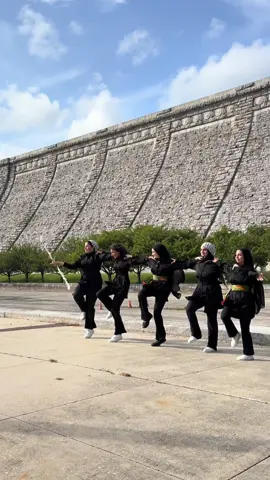 had to hop on the trend… the sound matched the video too good 😮‍💨🔥 #dabkatrend #palestinian #dabka #fyp #freepalestine🇵🇸❤️ 