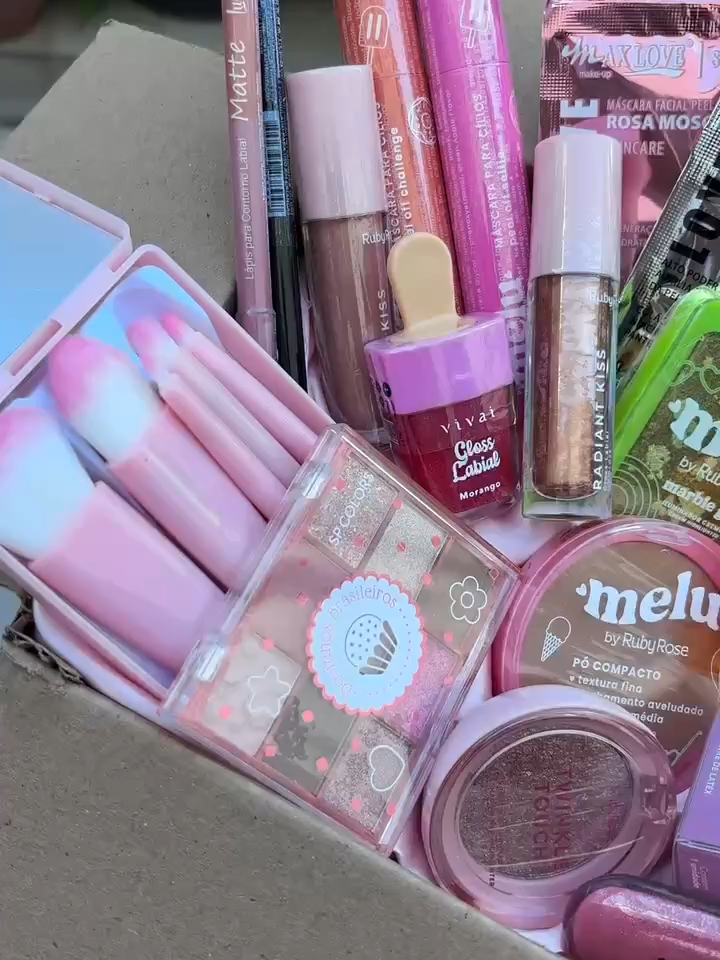 Kit de Maquiagens 16 Produtos Ruby Rose Melu Vivai Spcolors Melhores Marcas e Tendencias do Mercado de Maquiagem R$  R$44,99 Link de compra abaixo https://s.shopee.com.br/4q5iXwufg1 #maquiagem  #make  #maquillaje  #