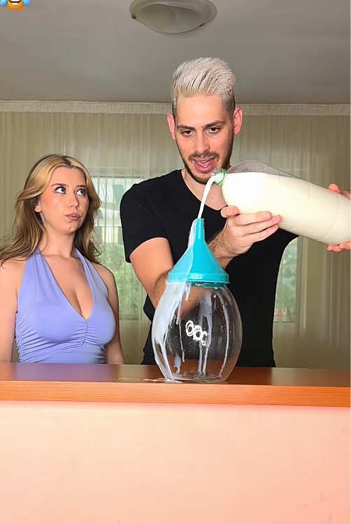 Kitchen failure🤣🤣#funnyvideos #usa #funnyprank #couplecomedy #prank #funnymoments #funny