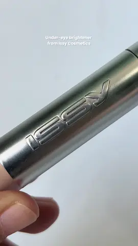 when i started using this, eto nalang din talaga ginagamit ko - hindi na ako nagcoconcealer minsan and peach corrector. Maganda siya if like mabilisang makeup lang (and puyat ka haha) and totoo na serum like siya - ganda! @Issy Cosmetics  #tiktokfyp #fyp #tiktokph #ugccreator #makeupph #cosmetics #ugc #undereye #eyemakeup #undereyebrightener #makeuphacks  