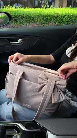 What’s in my mini tote bag?🧳🤎#bagsmart #travelbag #totebag #duffelbag #bag 