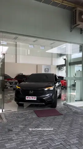 🚗 PROMO SPESIAL HONDA HR-V SE CVT! 🚗 Tampil Gaya, Nyaman Berkendara, dan Hemat BBM! ✨  Honda HR-V SE CVT kini hadir dengan: ✅ Desain sporty dan elegan ✅ Fitur canggih: Honda Sensing, LED Headlight, Smart Entry, dan masih banyak lagi! ✅ Ruang kabin luas & bagasi lega ✅ Transmisi CVT super halus ✅ Cocok untuk keluarga maupun aktivitas harian 🎉 SPESIAL BULAN INI: 💥 DP Ringan mulai 60 Jutaan 💥 Angsuran ringan mulai 6 Jutaan 💥 Diskon hingga Puluhan Juta Rupiah 💥 Bonus Aksesoris + Kaca Film Eksklusif 💥 Free Service s/d 50.000 KM* 📞 Segera Hubungi NURHADI HONDA 🔥 Stok Terbatas, Siapa Cepat Dia Dapat! 🔥 📱 0815-5549-7504 #hrv #hondasolo #fyp #xyzabc #hrvse 