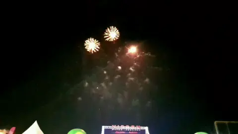 #ไพโรเอฟเฟคพลุดอกไม้ไฟ🎇🎇🎇  #effects #Firework  #คลิปพลุงานสงกรานต์ฟิวเจอร์ปาร์ครังสิต