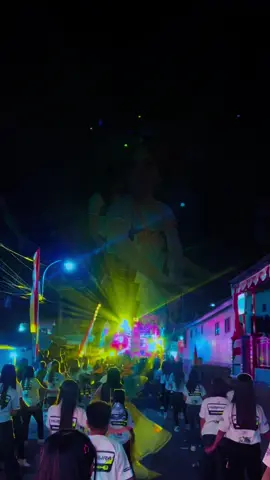 Team hura huran jan 🔥🔥🔥ambek artise jjng 😁👌🏻@BREWOG ELEKTRONIK #karnaval #karnavalpandansari #fypシ #bismillahfyp #wawanbuah #wawanbuahfamily 