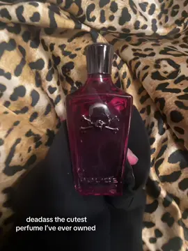 #fypシ゚viral #perfume #y2k #halloween #2000snostalgia 