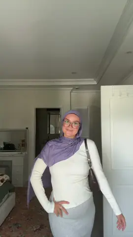 outfit check 💁‍♀️💟☂️🪻 #fyp #OOTD #hijabitiktok #hijabi 