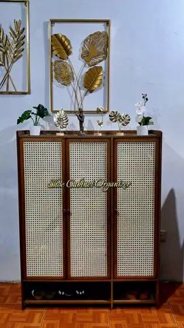 Ang dami ng mailalagay ang ganda pang pang display sa bahay. #shoecabinet #shoeorganizer 