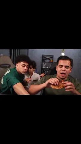 عمرو بيلا 😂😂#fyp #foryoupage #foryou #explore #viral @3mr @Sayoda00 @Sayoda09 