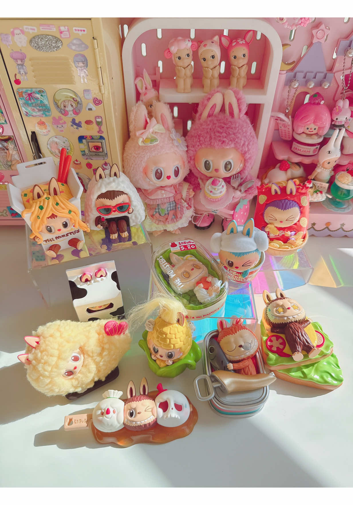 🍜 Snack attack ASMR vibes 🍟✨ Labubu Wacky Mart Series blind box figure unboxing 💖 Thanks to @Whoopea for giving me the whole set! Wanna collect your own blind boxes? 🛒 Shop with @Whoopea@IG: Whoopeaofficial and use code JOOK15 for 15% off + free shipping on $50+ 💌 Which foodie Labubu is your fave Corn, Sandwich, or Fried Shrimp? 👀 #ASMR #PopMart #BlindBoxOpening #BlindBox #labubu 