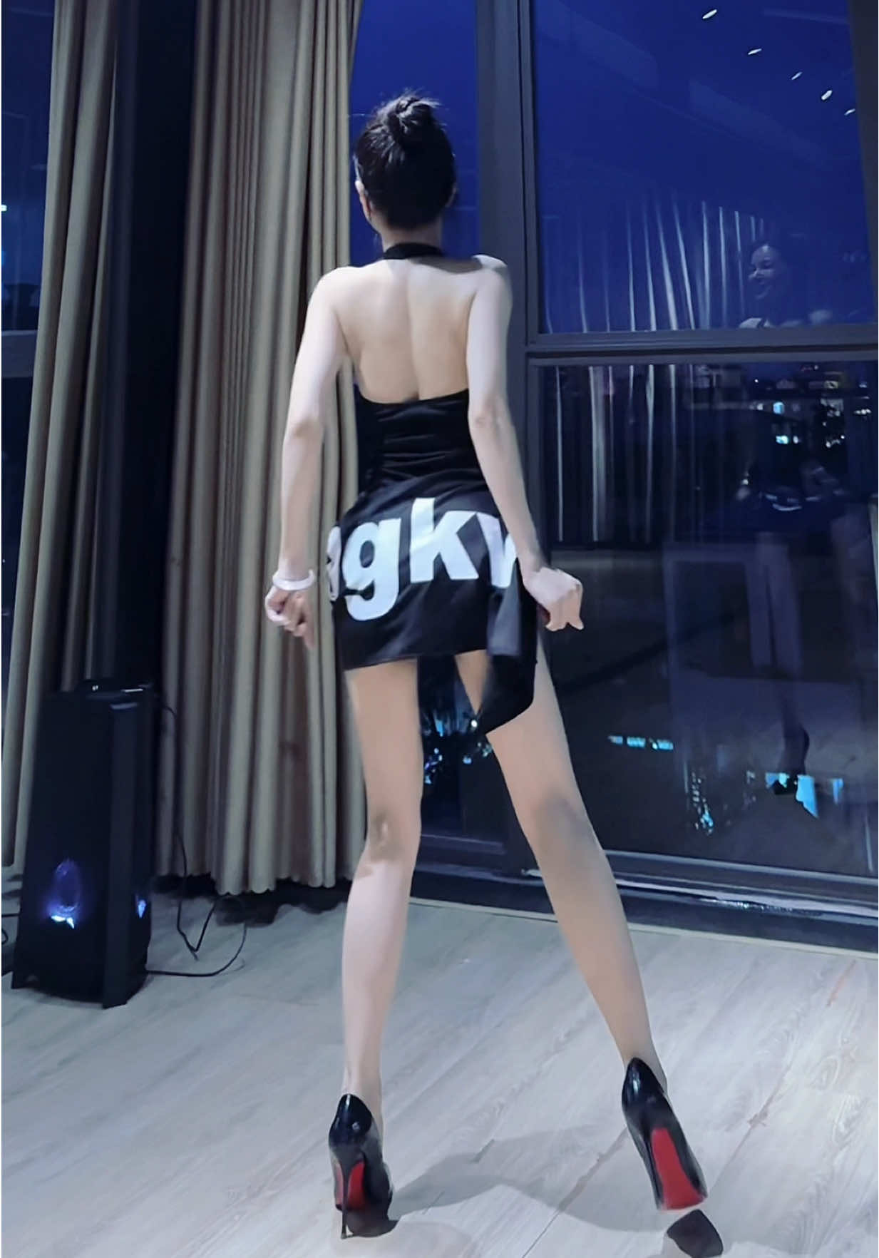 Hiiii 🙋🏼‍♀️🙋🏼‍♀️ #LingBDance🎶 #dancebar #teamNALN 