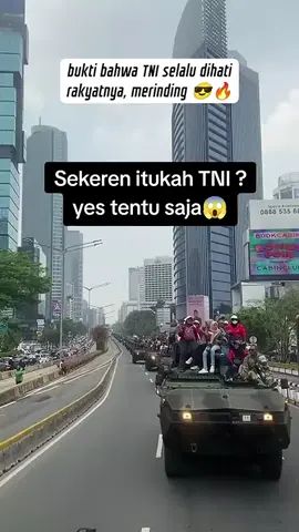 #TNI ikut mendukung masyarakat untuk berdemo #fyppppppppppppppppppppppp #siti nurjanah 
