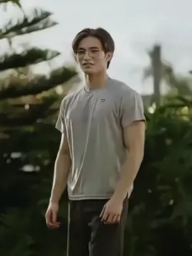 My weakness 😩🧎🏻‍♀️#fyp #xyzcba #biceps #GymTok #joaquinarce 