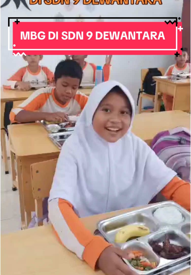 Atas nama keluarga besar sekolah, kami mengucapkan terima kasih yang setulusnya kepada Bapak Presiden Prabowo Subianto dan pemerintah atas terselenggaranya program Makan Bergizi Gratis (MBG) di sekolah kami. Program ini sangat bermanfaat dalam mendukung kesehatan, gizi, dan semangat belajar peserta didik. Semoga program mulia ini senantiasa membawa keberkahan bagi kita semua.” @gerindra 