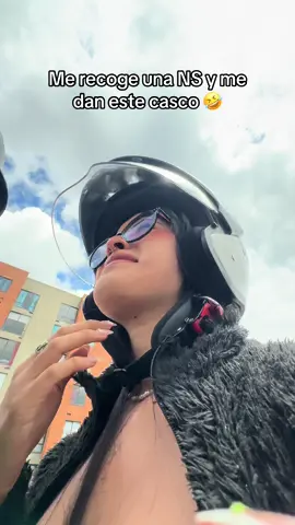 A mi siempre me llegan con cascos raros 🤣 #fyp #paratiiiiiiiiiiiiiiiiiiiiiiiiiiiiiii #humor #moto #biker 