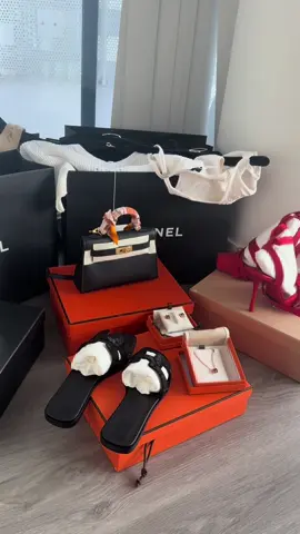 New designer everyday look like we swiping 🅿️😮‍💨 #fyp #hermes #shoppinghaul 