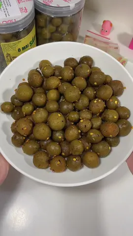 ô mai sấu giòn chua chia ngọt ngọt nè có ai chảy nước miếng hong #anvat #anvatcungpiu #omaisaugion #saleluongve #cuocduanhasangtao 