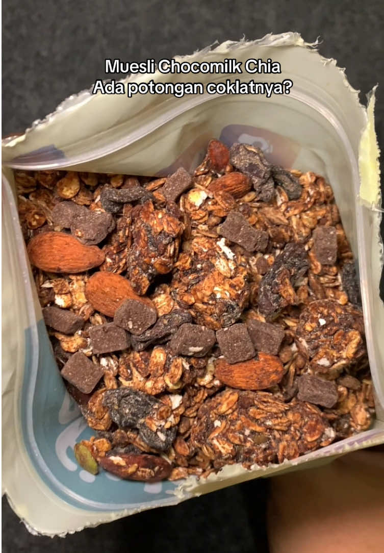 Muesli ada aja gebrakannya, mana enak banget #mueslisafiya #muesli #sarapanpraktis #mueslichocomilk #safiya 