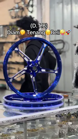 Sold!!velg vndak56 vario 125/150🔥#modifkasi #vndak56 #modifye #fyp #masukberandafyp 