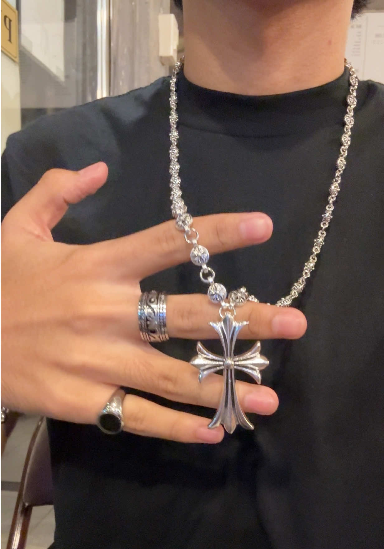 Chrome hearts necklace kayo mga tol oh! #chromehearts #accessories #chromeheartsnecklace #fypシ゚ #viral 