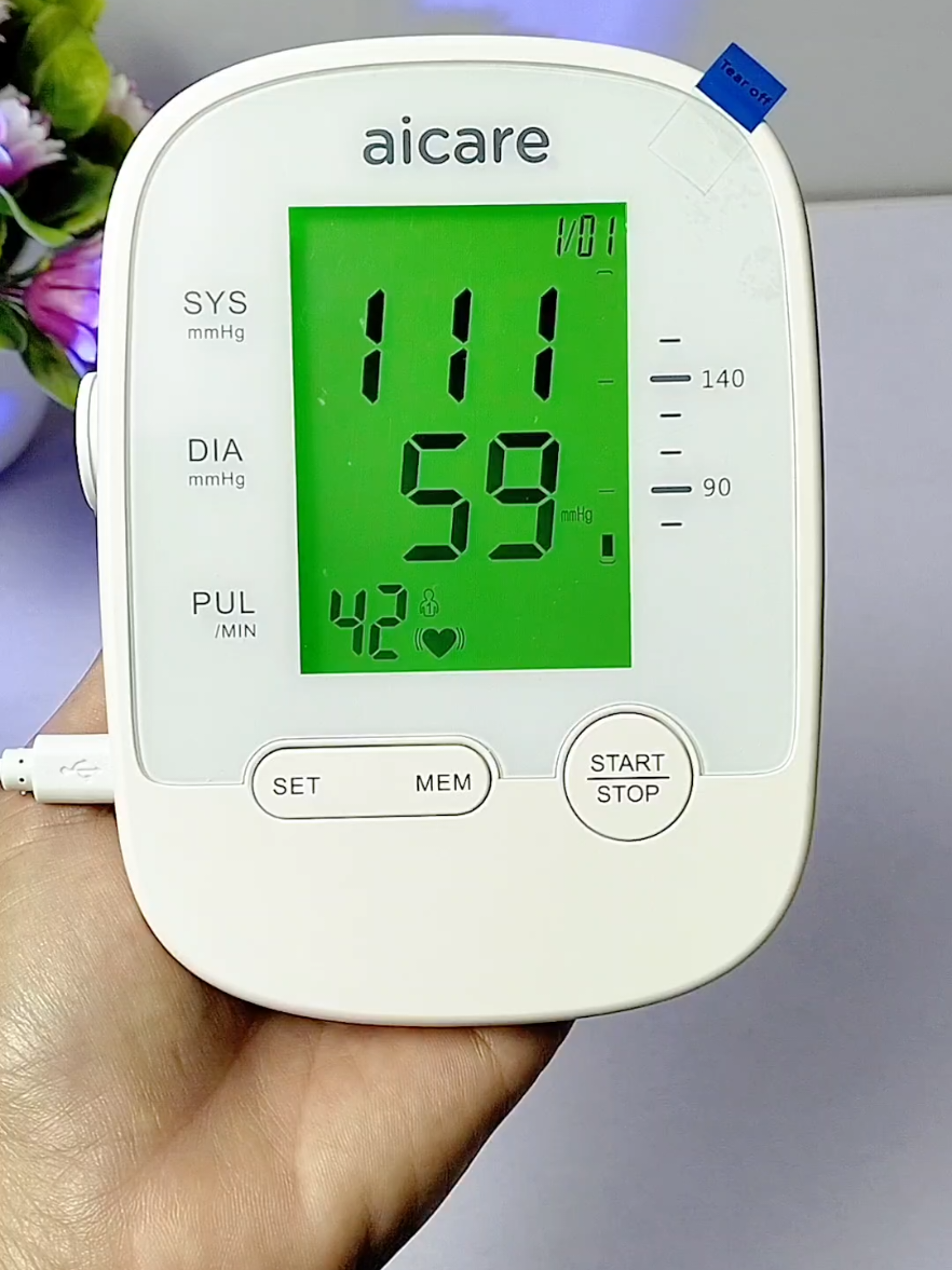 Máy đo huyết áp AICARE X1,  tích giọng đọc tiếng Việt, màn hình Led sáng rõ,  Bảo hành 3 năm #maydohuyetap #maydohuyetapaicare  #maydohuyetaptiengviet 