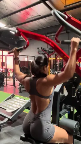 Kick ass 🔥 . #gym #gymmotivation #GymLife #fullbodyworkout 