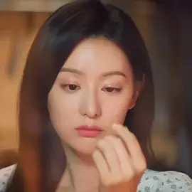 Một mối quan hệ mập mờ để rồi cả đời vẫn không có được hai chữ..danh phận...🥀🥀🥀