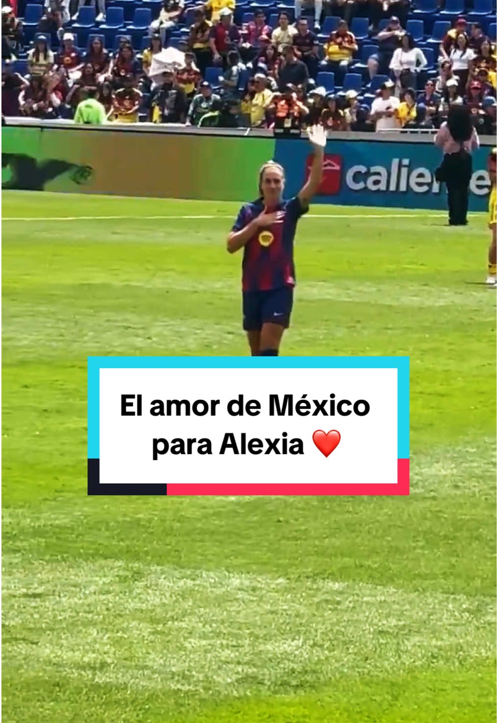 Te queremos mucho Alexia. 📹 @alexbarça000 en twitter #alexiaputellas #kikanazareth #fcbfemeni #mexico #fyp 