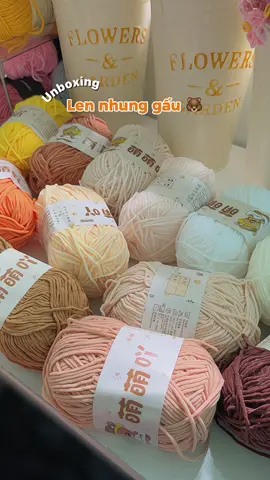 Len nhung gấu thường dầu để móc gấu bông, áo, mũ, túi xách…#len #lennhunggau #lenmocthubong #moclen #review 