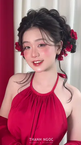Đu trend cùng dâu xinh nhà Ngọc  #xuhuong#xuhuongtiktok#49lamdong#thanhngocbridal#thanhngocmakeupacademy 