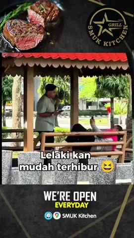 Santai Lelaki memang mudah terhibur 😆🤭 #SMUKKitchen  #SMUKCoffee  #Western #Coffee  #Pasta 