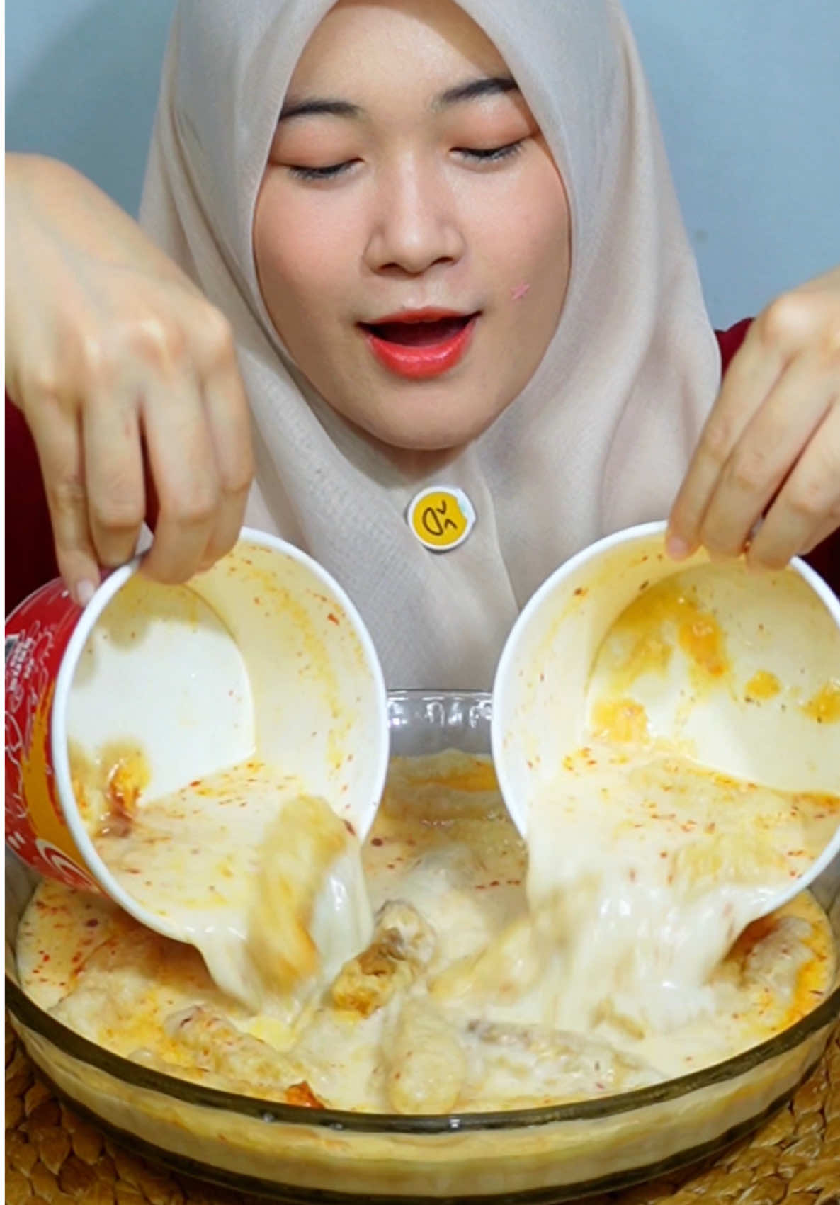 Kebetulan di Bogor hujan mulu tinggal nyeduh ciomy sambil nonton drakor beuuhhh mantap 🤩🤩🤩 #inicia #iniciamukbang #asmr #mukbang #ciomy 