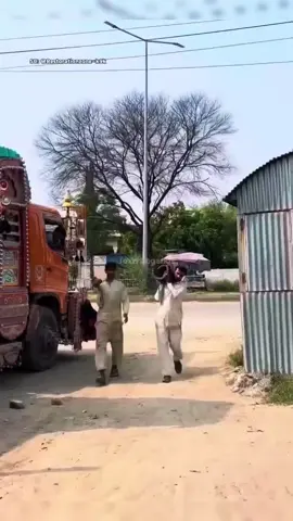 Pakistan mekanik#mekanikpakistan #pamanberkacamata #4u #foryoupage 