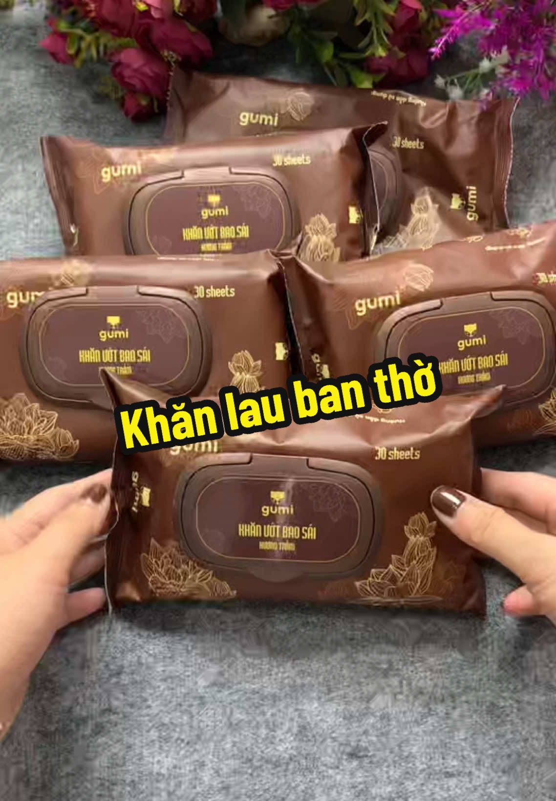 Khăn ướt lau ban thờ, tiện dã man các bác a, trong này họ đã tẩm hết các vị rồi nên là về mk chỉ việc rút ra dùng thôi #nguyenthuhien #khanuotlausaibantho #khangumilaubantho #tiepthilienket  