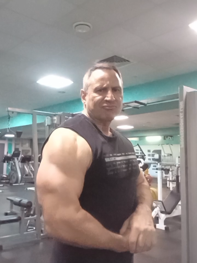 💪😁 #качалка #спорт @Taras Sport 