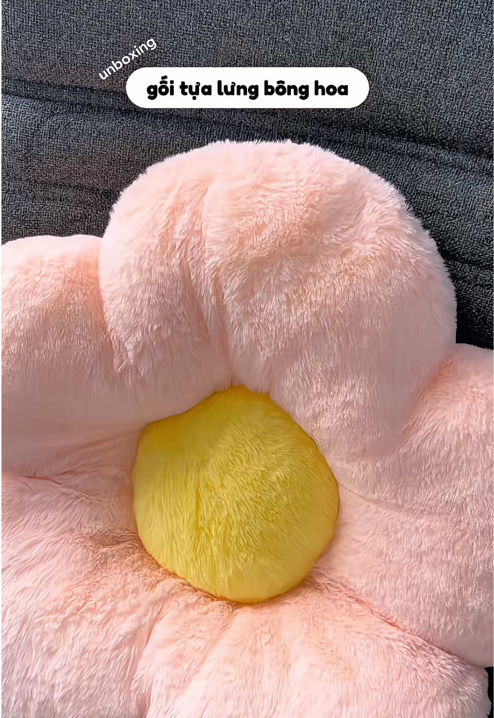 Ngồi êm lắm #goitualung #goitualungbonghoa #decor #xuhuong #fyp  