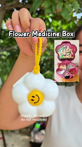Flower Portable Medicine Box Travel Storage with Lid ✅Multi-layer Sealing, Dustproof and Moistureproof ✅Made of PP Material Odorless ✅Palm Size Pill Box ✅Clear Lid Cover for easy Access ✅Trendy and Cute to hang on bags #medicinebox #flowermedicinebox #portablemedicinebox  #travelmedicinebox #tiktokshop99alloutshopping @SHUMEI LIFE 