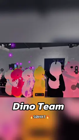 Dino in salon de fiestas 🦖 #salondefiestasroblox💃🏻💃🏻 #roblox #robloxfyp #เกมโรบอก #แมพroblox #outfitsalondefiesta 