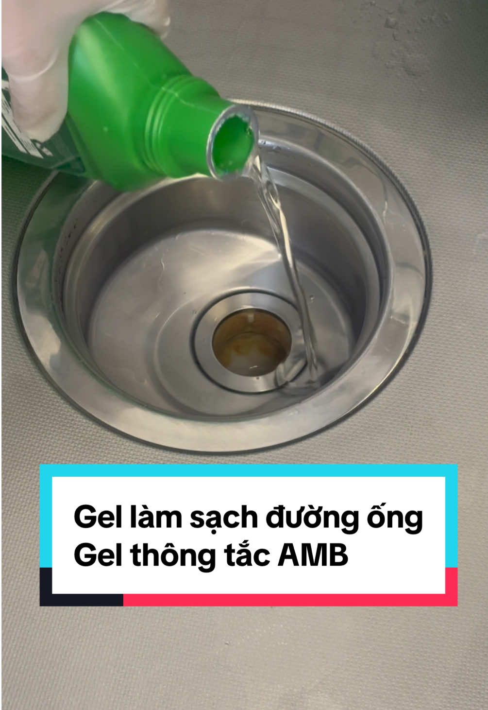 Không còn lo đường ống tắc nghẽn, hôi thối do rác, tóc, thức ăn thừa và dầu mỡ nữa. @TRÚC NÈ  #thongtaccong #gelvesinhduongongamb #chamsocnhacua #thongtacbonruachen 