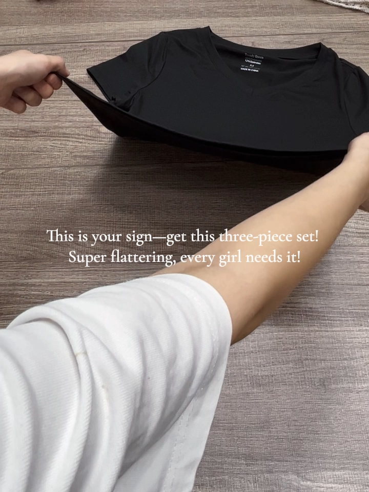 Think a V-neck is just a neckline? Wrong. It's a jawline filter IRL ✨ Instantly lifts & elongates. Bio link!#OOTD #trendy #StealthGlam #Summer #fashion #ftp #y2kmakeup #compressionshirt #PracticalChic #tiktokshop #NoBraClub