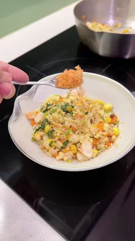 Trả lời @0703 Bữa sáng mình ưu tiên nấu các món theo sở thích của bé, để bạn ăn ngon miệng và bắt đầu ngày mới thật vui #cookingvideo #breakfast 