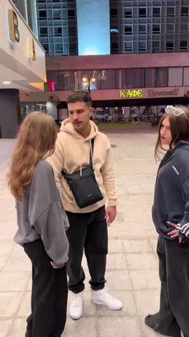 Кто круче Дмитриенко или ICEGERGERT? @полинкк @исчезновение #минск #беларусь #музыка #ванядмитриенко #icegergert 