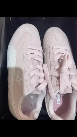puma speedcat pink yg selalu dicarii ciwi ciwi gmezzz😻😻, yuk dm tnya uk kmu msi adaa gaaa😼😼🫶🏻🫶🏻🫶🏻 #pumaspeedcatpink #fypageシ #fyp 