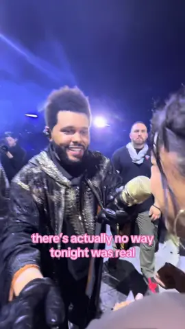 excuse my brother singing his heart out in the background i’m crying #theweeknd #outoftime #orlando 