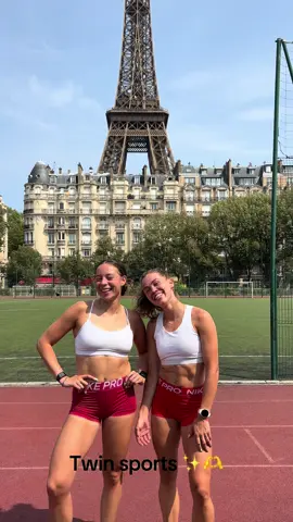 Twinninggg  @yasmine abbes ✨🫶#fyp #ForYou #athletics #paris #eiffeltower #Running 