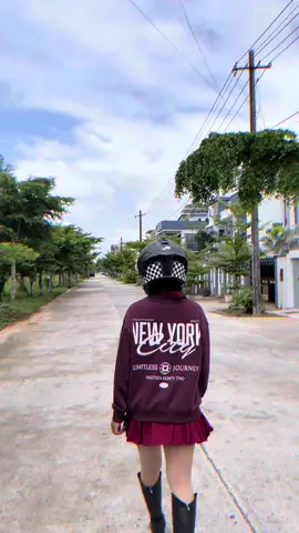 #ခေတ်စားနေလို့ဆော့လိုက်p🤗☕💖😘 #join #bikercouple #fyp #@Aye Yu Hlaing @Zin Min Khant 