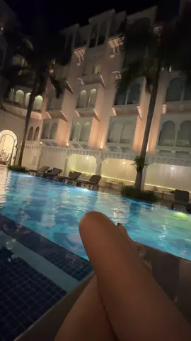 Swimming at night #siemreap #sarairesortandspa #swimmingnightfeels💓☝️ #fyp 