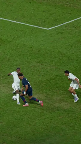 Doué things 🍬  #Ligue1 #PSG #Doué 