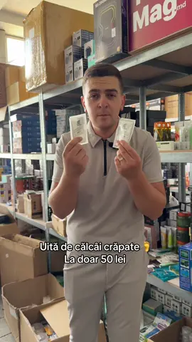 Călcâiele crăpate te fac să ascunzi picioarele? 😖 Uite soluția simplă de care nimeni nu-ți zice 👉 Cremă reparatorie cu ulei de șarpe – hidratează, repară și lasă pielea fină ca mătasea! 💆‍♀️ Preț: 50 lei Cod Articol: 14356 📞 078889797 📍 Str. Ștefan cel Mare 130 #calcaiefrumoase #skincarepicioare #topmag #beautyhacks #viral