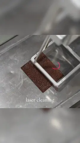 Let’s challenge how many seconds it takes to clean this object #Laser Cleanig #DMKLASER #for you #fyp #rustremoval